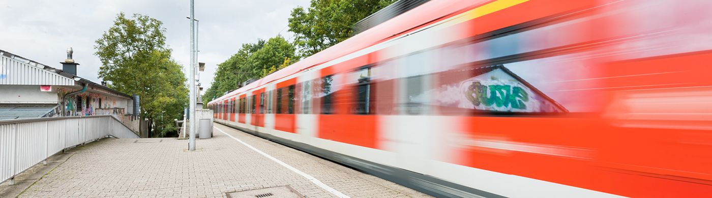 Die S-Bahn nach Bergisch Gladbach wird für den annähernden 5-Minuten-Takt ausgebaut.