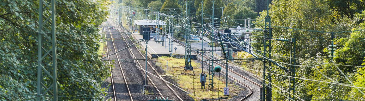 <p>Es gibt viele gute Gründe, die für den möglichst raschen Ausbau der S-Bahn im Knoten Köln sprechen. Wir stellen die wichtigsten Argumente vor. Der Beitrag S lohnt sich: Viele gute Gründe für den S-Bahn-Ausbau erschien zuerst auf S-Bahn Köln.</p>